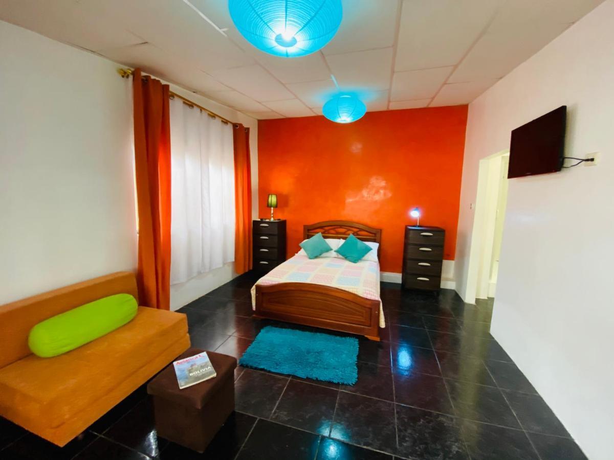 Zurisadai Hotel Puerto Ayora  Ngoại thất bức ảnh